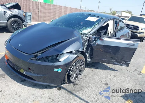 2025 Tesla Model 3 Long Range Rear-Wheel Drive from USA, damaged, VIN 5YJ3E1EA3SF976350